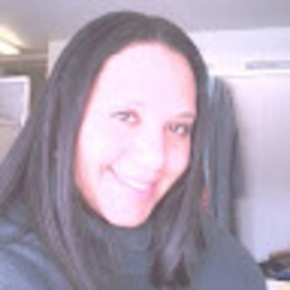 Meet your Posher, Gigi - Picture 1 of 1